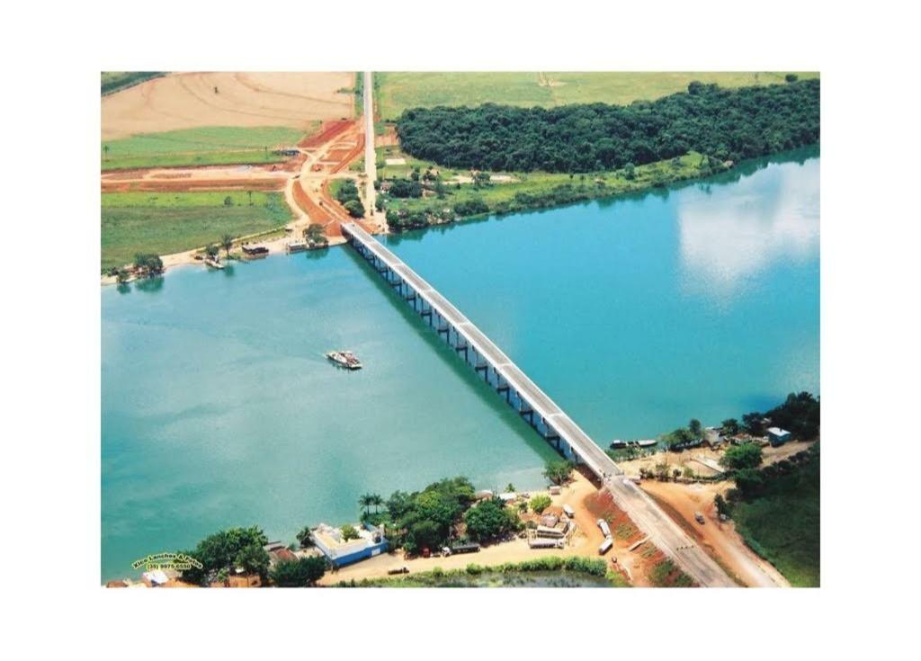 São João Batista do GlóriaPouso Calixtrato别墅 外观 照片